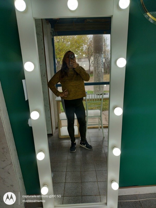Producto - HOLLY LUZ