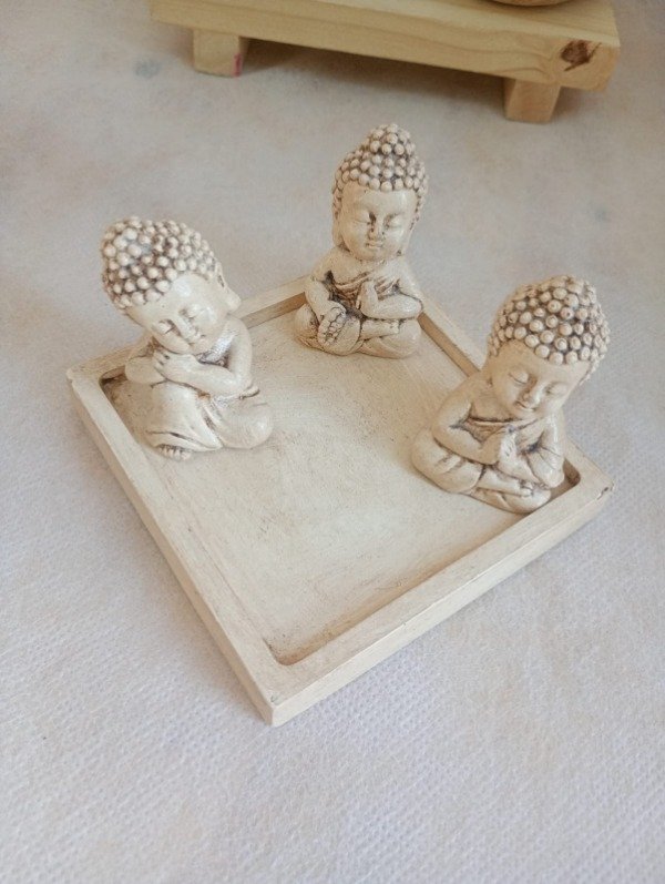 Producto - set mini budas con bandeja cuadrada mod 01