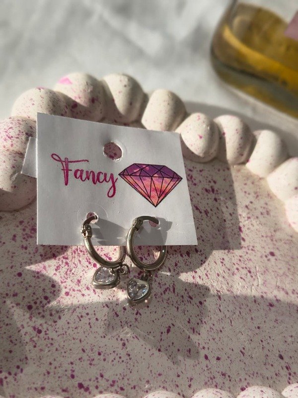 Producto - Argollitas corazon cubic aq