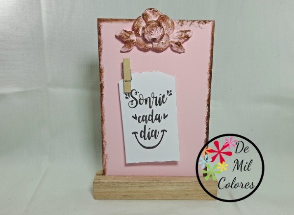 Producto - Porta Notas con moldura color rosa