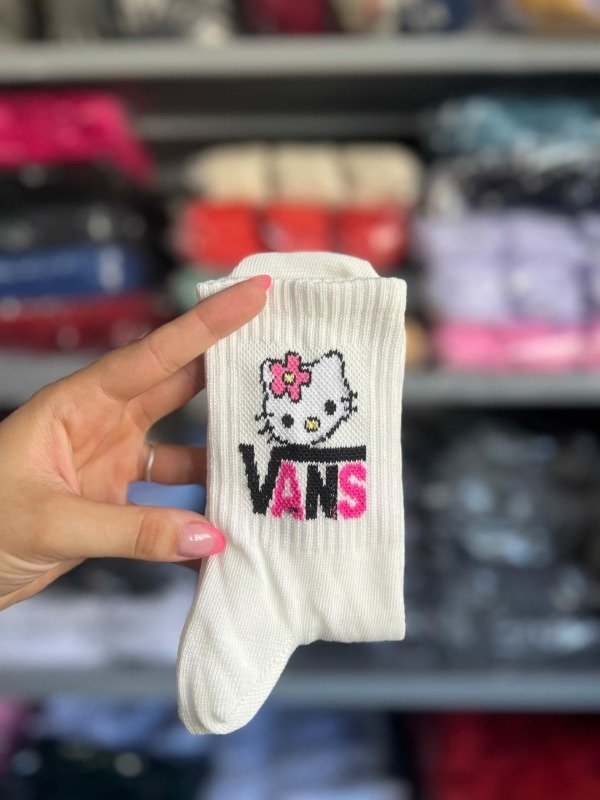 Producto - vans blanca 3/4 kitty