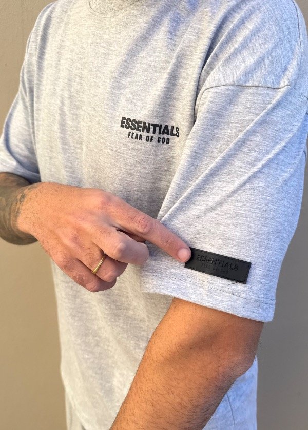 Producto - Conjunto Essentials Fear Of God Gris - 3