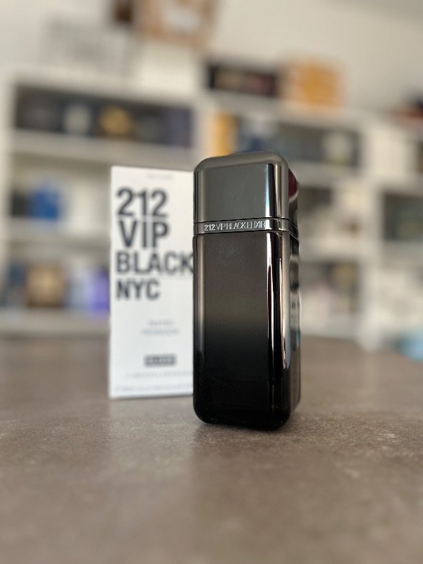 Producto - 212  vip black MEN elixir 100 M Tester
