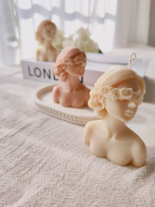 Producto - Mujer Ojos Vendados con Rosas