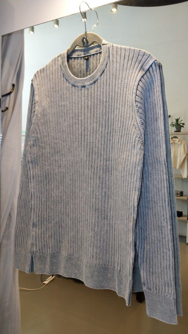 Producto - Sweater algodón gastado con canelón Thiago