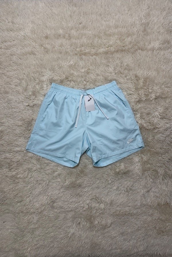 Producto - Short nike celeste