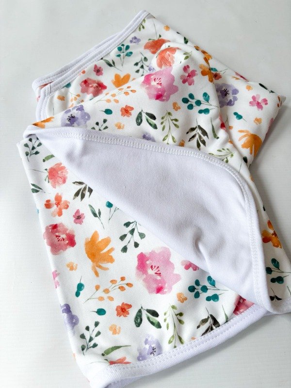 Producto - Manta Flores acuarela