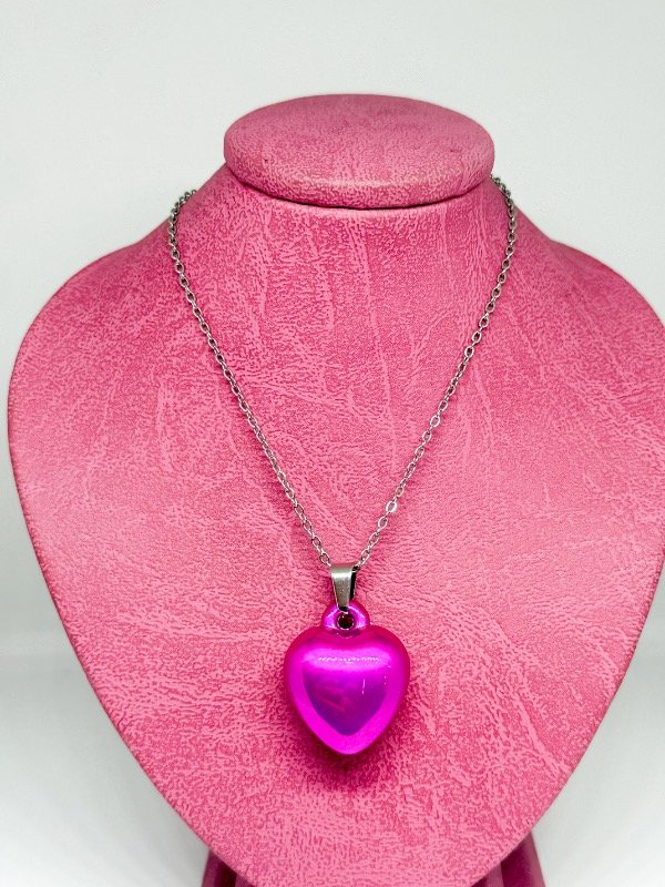 Producto - Conjunto acero quirúrgico corazón fucsia