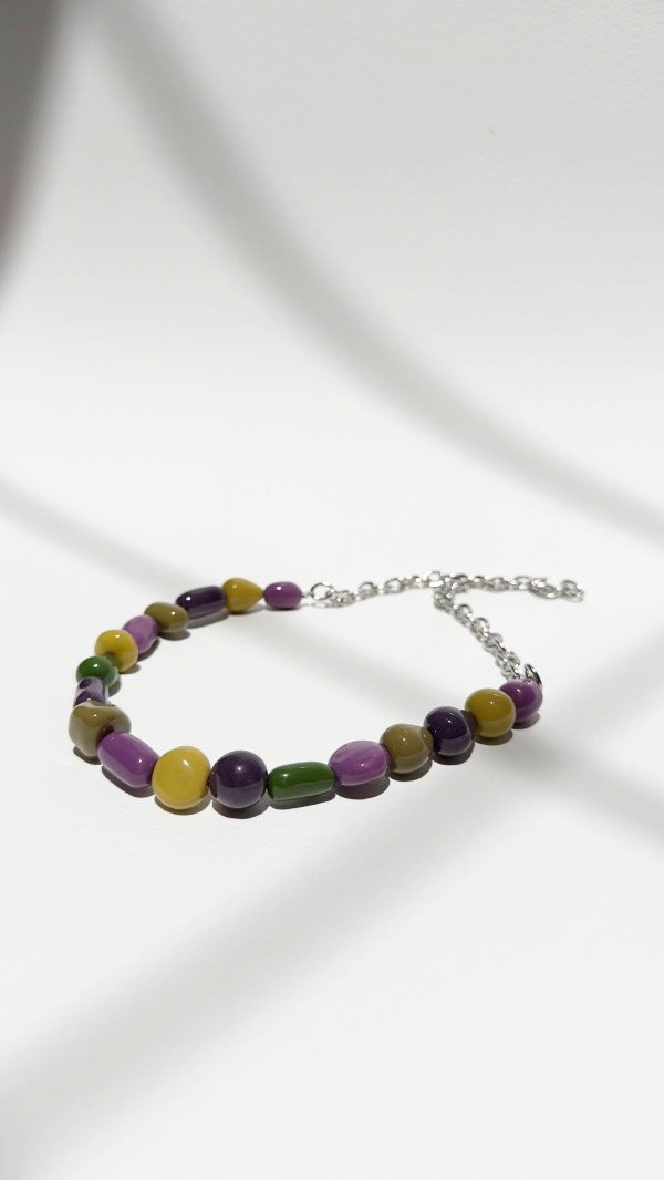 Producto - Collar mostacillas verdes y violetas