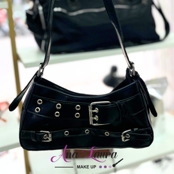 Producto - Bag con cinto y tachas