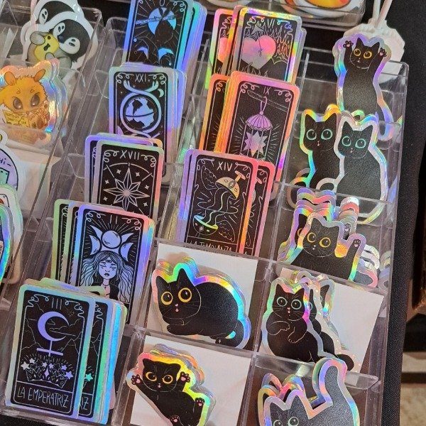 Producto - Stickers de Vinilo UV Holográficos