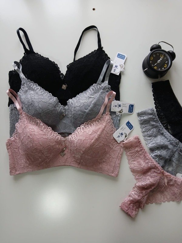 Producto - Triángulo de encaje (sin aro)