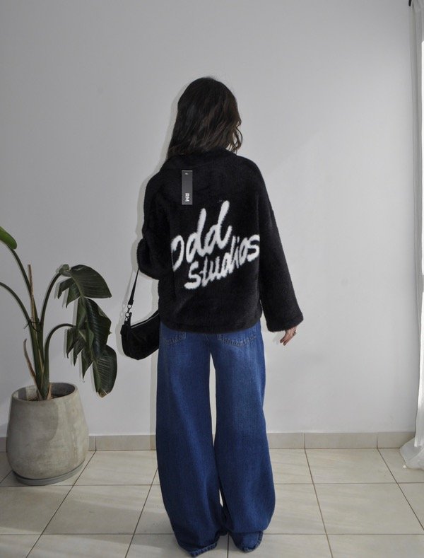 Producto - Sweater Old Studios // negro - 3