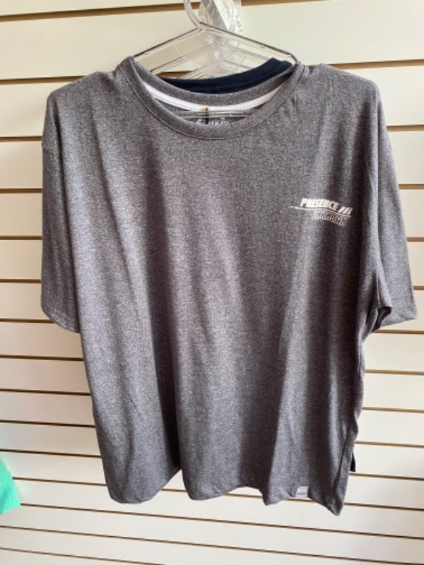 Producto - Remera presence Talle L