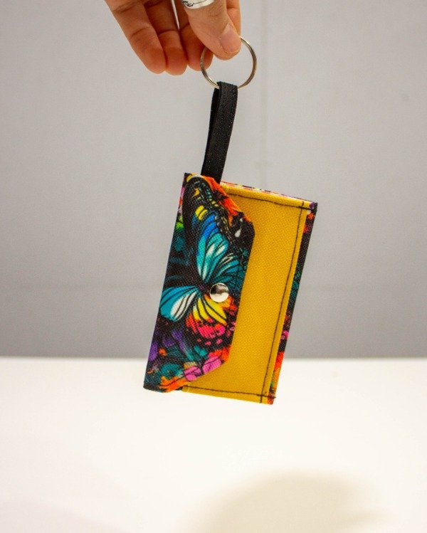 Producto - Tarjetero estampado mariposas