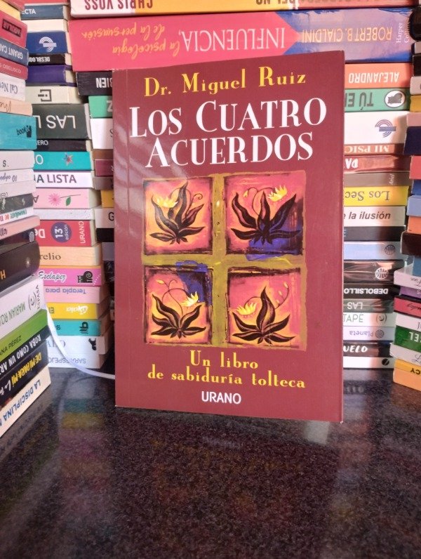 Producto - Los cuatro acuerdos - Dr Miguel Ruiz