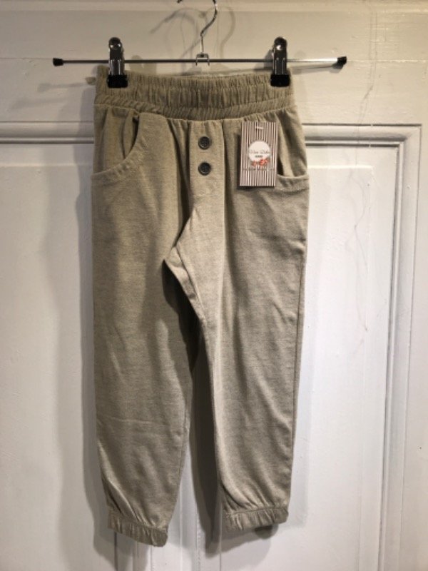 Producto - Jogging VAN DIKE beige c/botones Nuevo C/etiq Talle 4 años- PRECIO: 20X