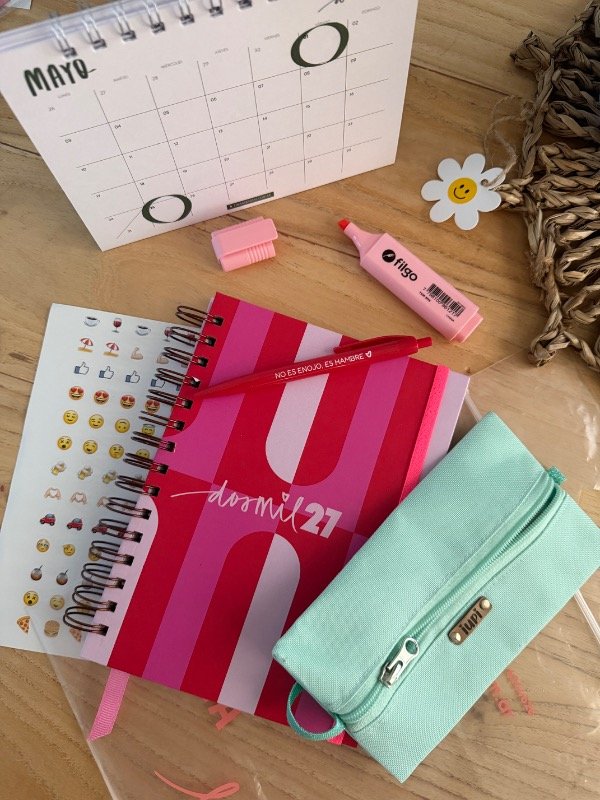 Producto - Box Retro con cartuchera