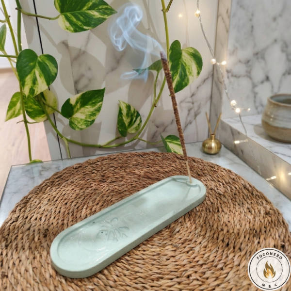 Producto - Porta Sahumerio Artesanal Tabla Ovalada de Cemento - 0