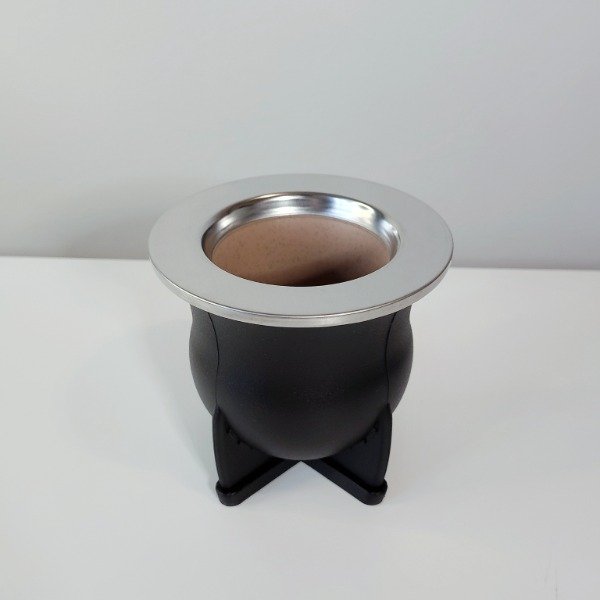Producto - MATE CAMIONERO DE PVC COLOR NEGRO CON VIROLA DE ACERO INOXIDABLE - 1