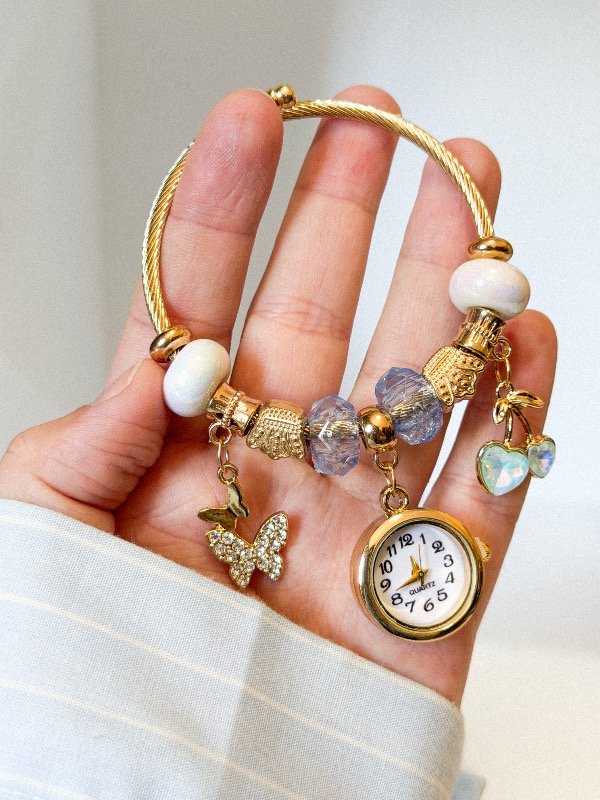 Producto - Pulsera Charms pando con reloj-acero dorado