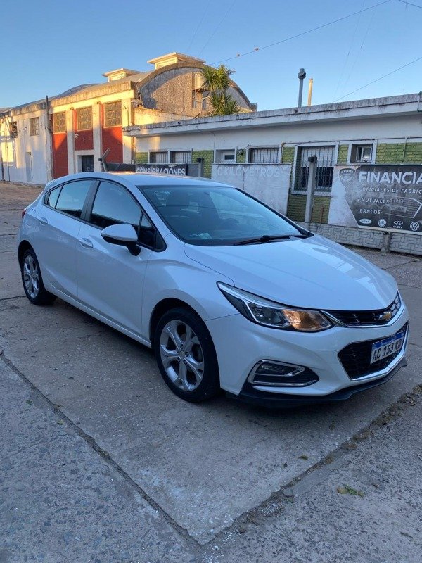 Producto - Chevrolet Cruze 1.4 LT 2017