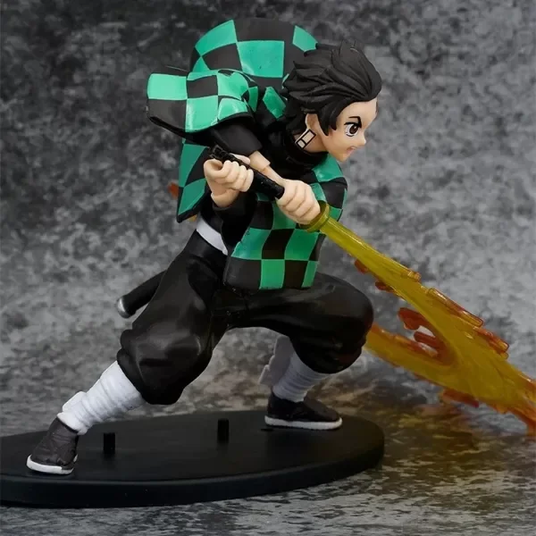 Producto - Tanjiro Kamado Flame Breathing Ver. - DEMON SLAYER (18cm) - 2