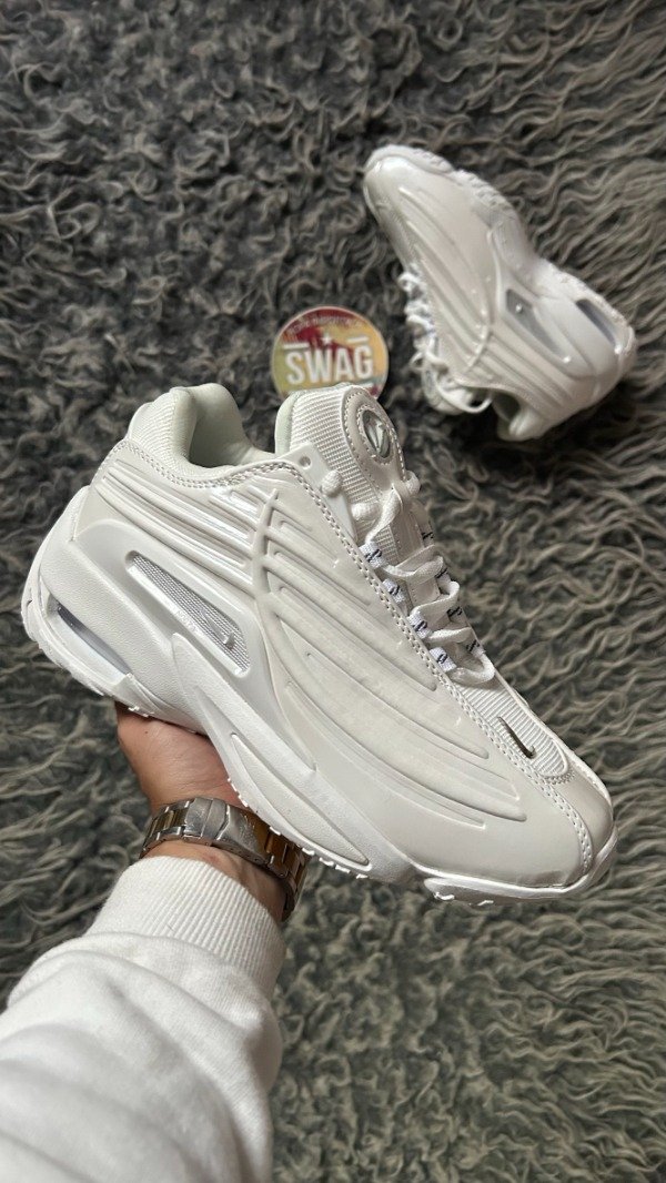 Producto - HOT STEP 2.0 TRIPLE WHITE CHAROL