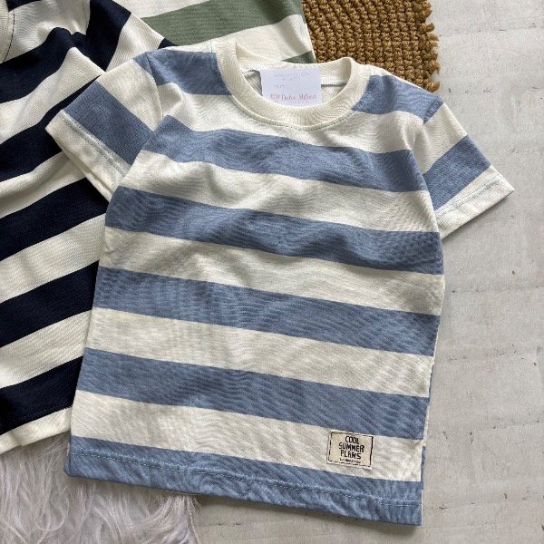 Remera rayada celeste para niños