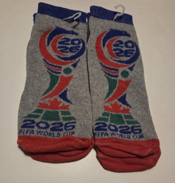 Producto - (UNIDAD) soquete animado de adulto MUNDIAL 2026 T 35 AL 42