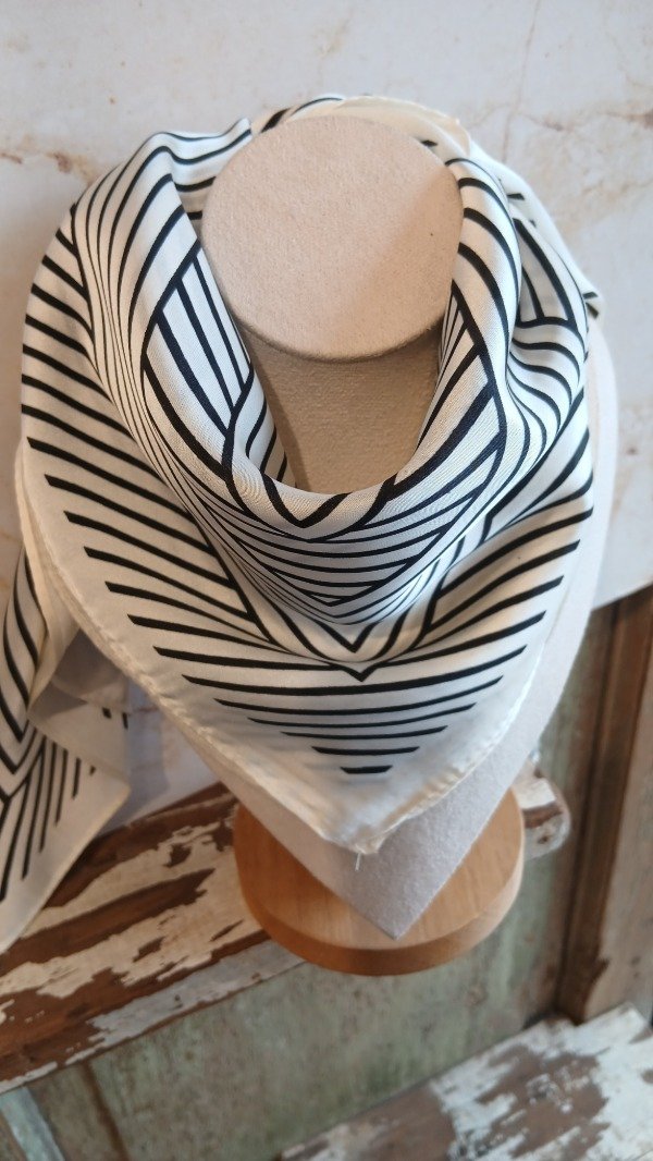 Producto - Pañuelo rayas marfil - 2