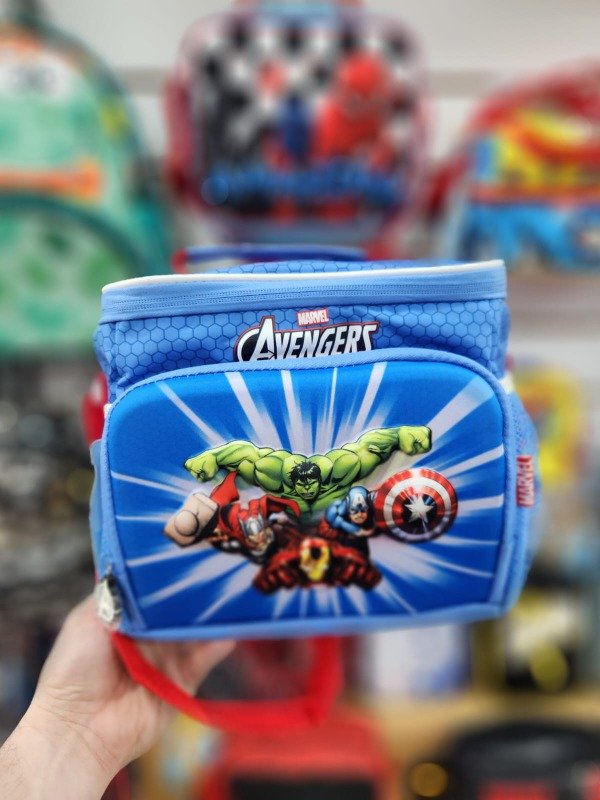 Producto - Lonchera Avengers