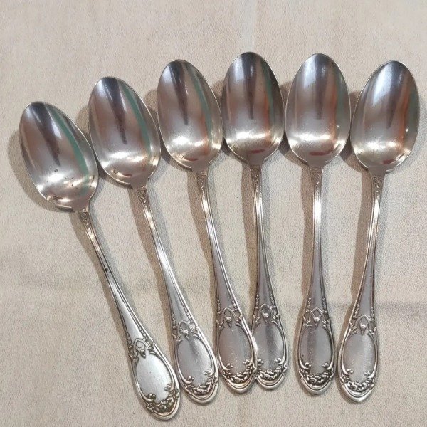 Producto - Cucharas de postre baño en plata