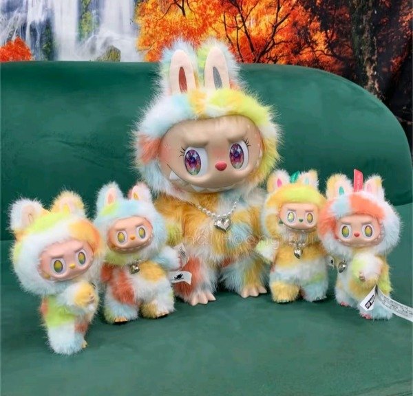 Producto - Blind Box Sorpresa Labubu Rainbow con Collar