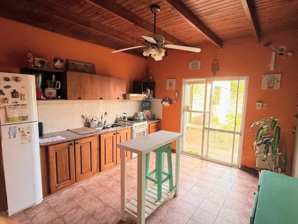 Producto - CASA EN VENTA UBICADA SOBRE CALLE MISIONES 1781 - 5