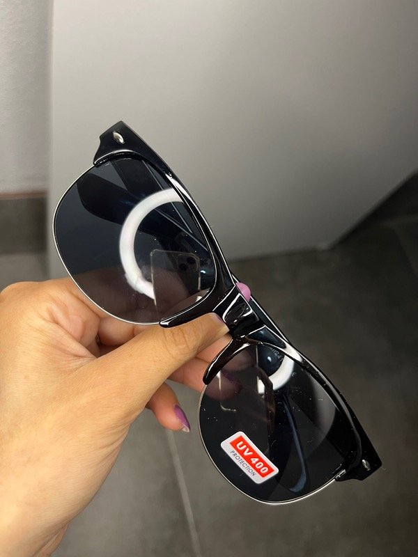 Producto - Lentes negros unnisex
