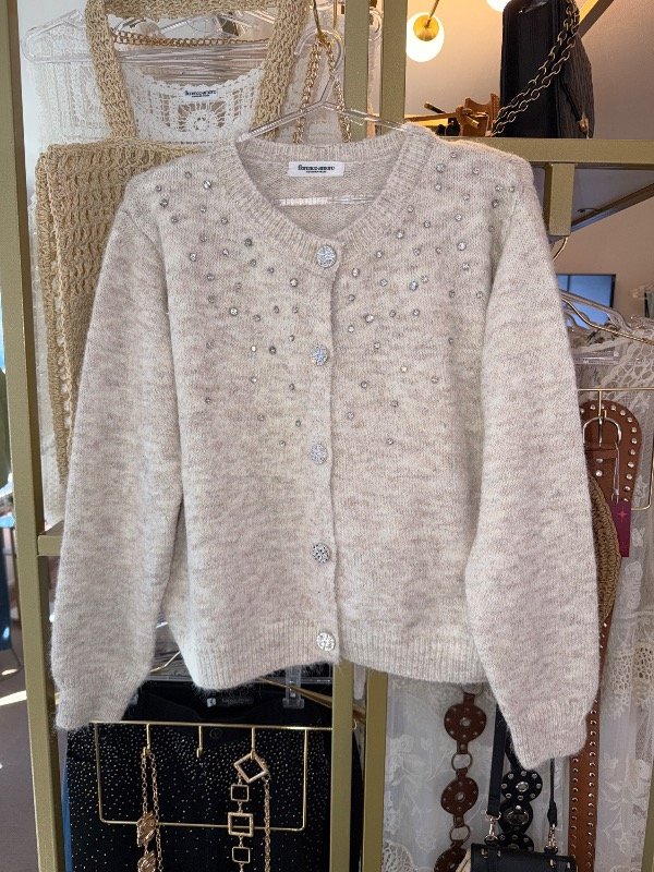 Producto - Sweater con botones y brillos strass