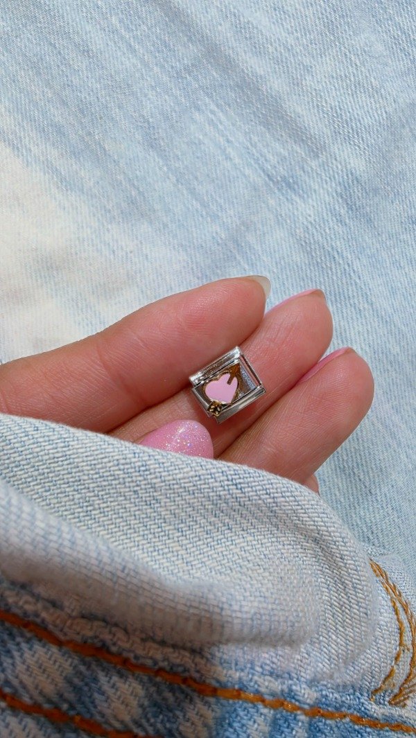 Producto - Charms corazon flechado AQ