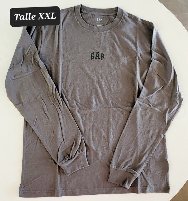 Producto - Remera manga larga gap talle XXL gris