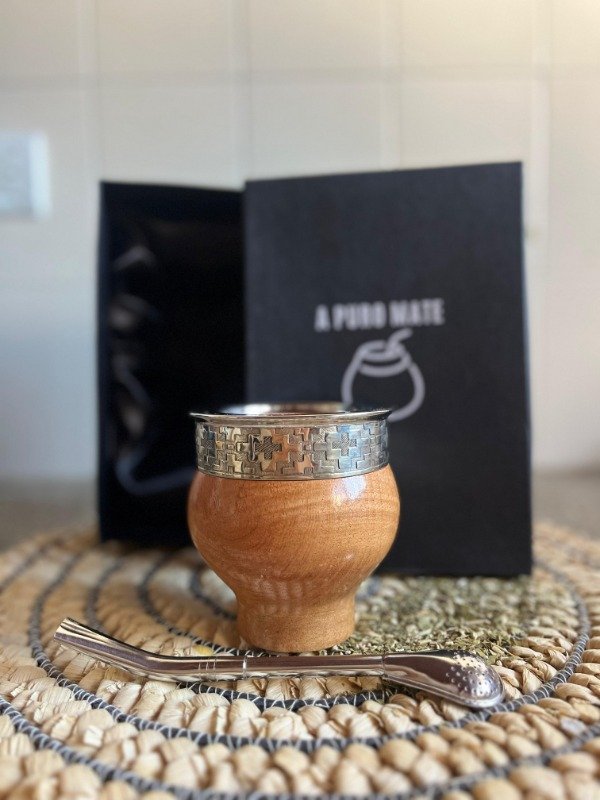 Producto - Mate Imperial de Algarrobo Premium  y Bombilla de acero