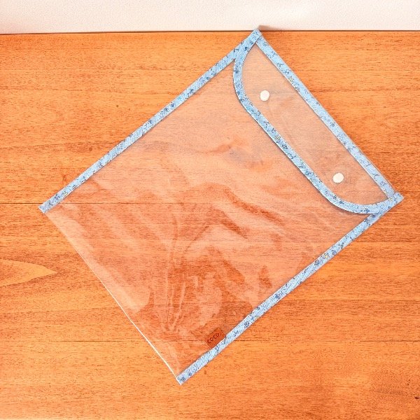 Producto - SOBRE CRISTAL A4 con BROCHES Flores Celestes