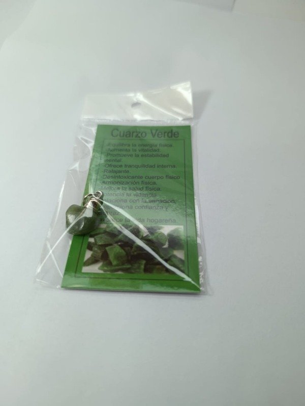 Producto - Dije de Cuarzo verde por unidad