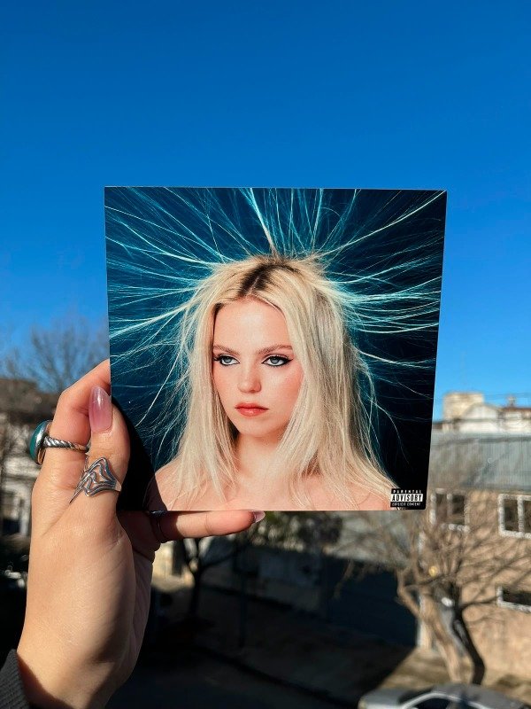 Producto - Reneé Rapp - Snow Angel