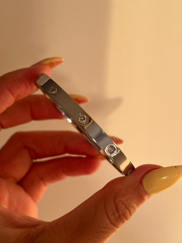 Producto - ESCLAVA ESTILO CARTIER PLATEADA CON BRILLOS