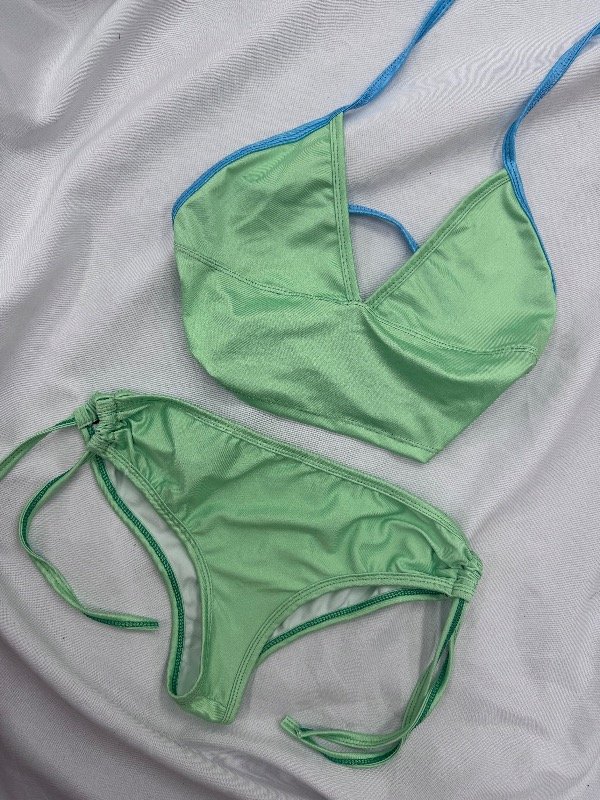 Producto - Bikini verde con descuento