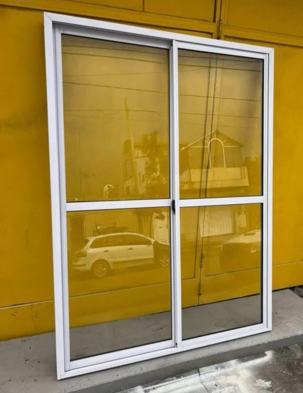 Producto - Puerta Balcon 200x200