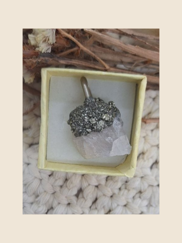 Producto - Dije cuarzo cristal bañado con pirita