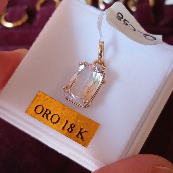 Producto - Dije oro18k con morganita