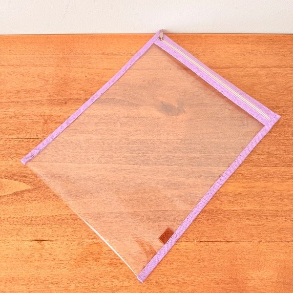 Producto - SOBRE CRISTAL A4 con CIERRE Lila