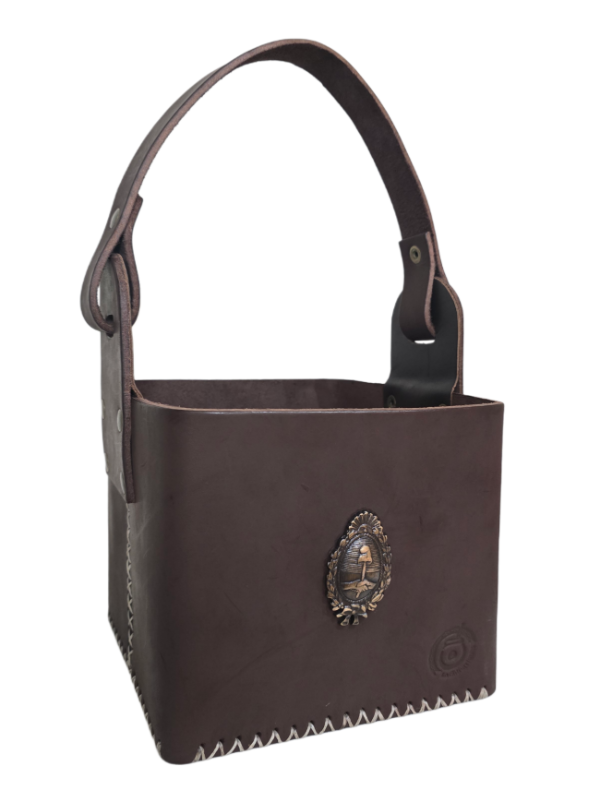 Producto - Canasta matera cuero escudo argentino